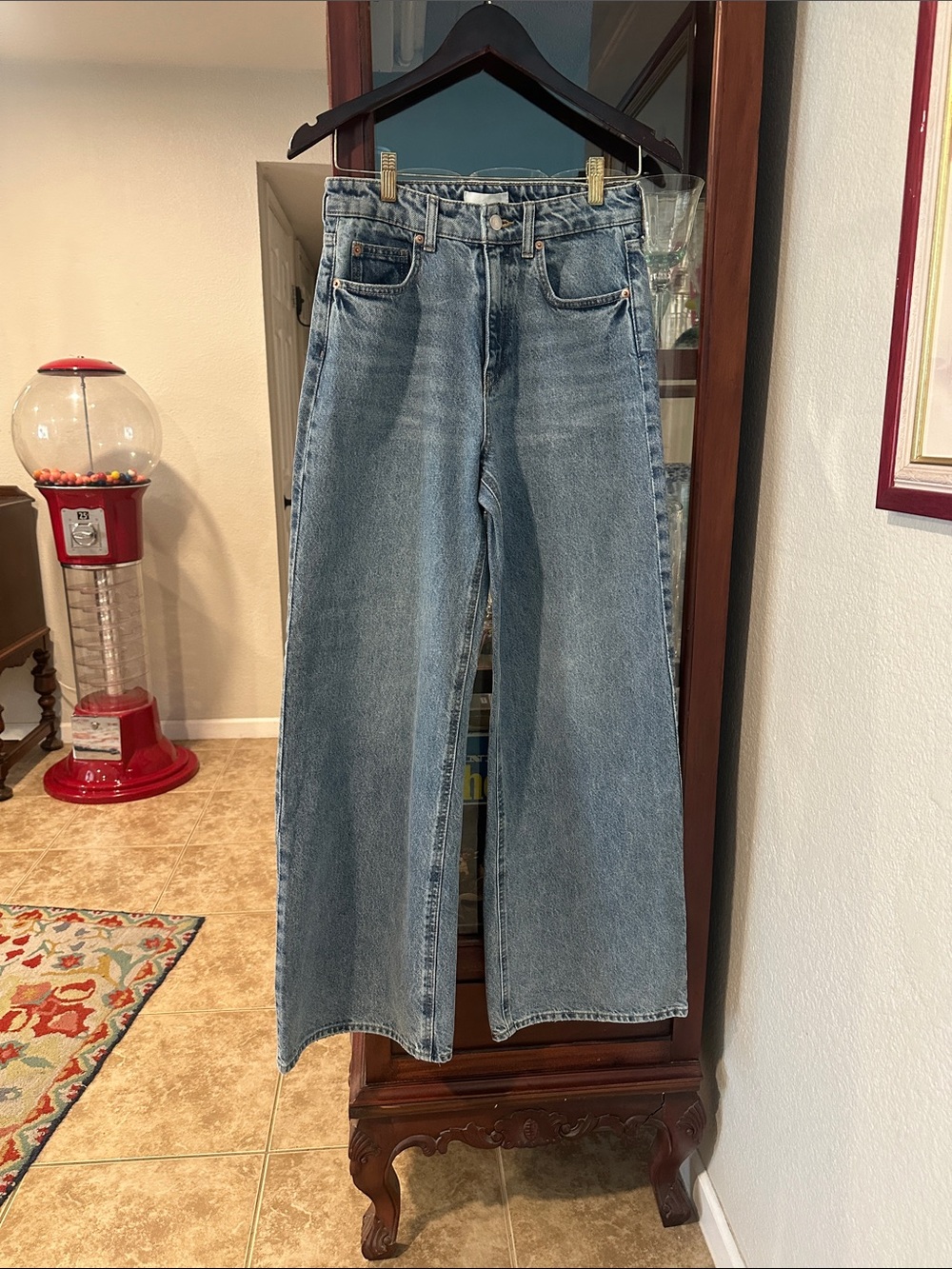 Light wash, wide-leg denim jeans from the H&M Divided collection.